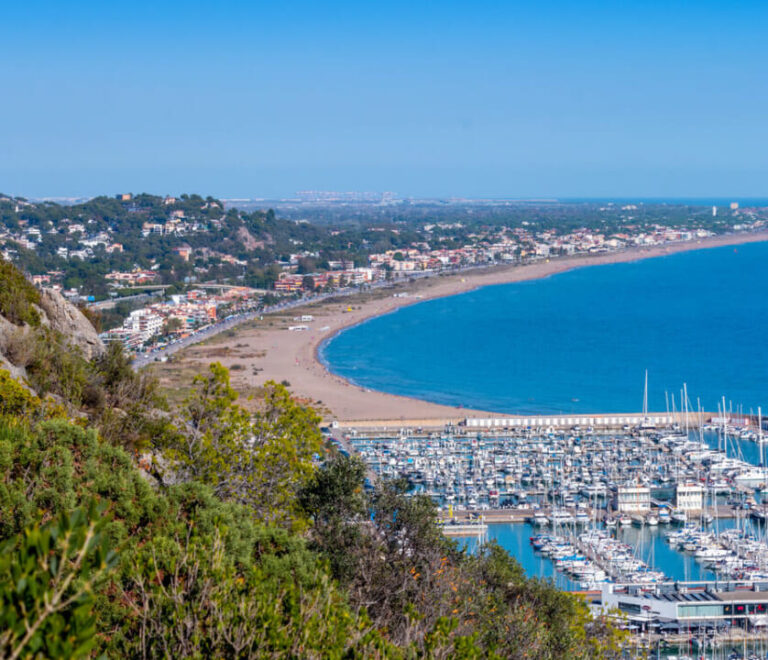 Comprar vivienda en Castelldefels, Gavà o Sitges: guía para inversores de fuera
