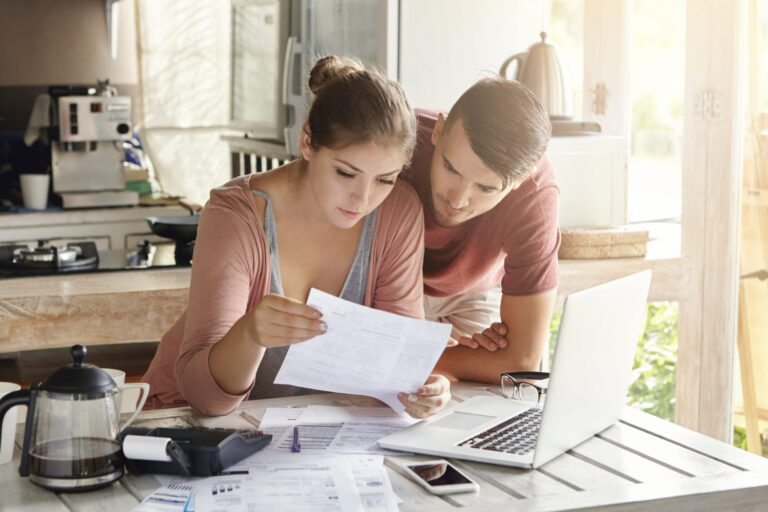 Cómo vender una vivienda heredada en 2026: pasos, impuestos y consejos